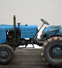 1/35 Thunder Model U.S. Tractor