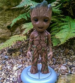 Baby groot [Sculpt and PaintJob]