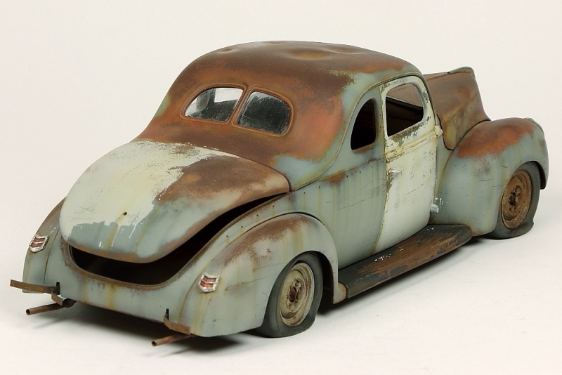 Rusty 1940 Ford Coupe