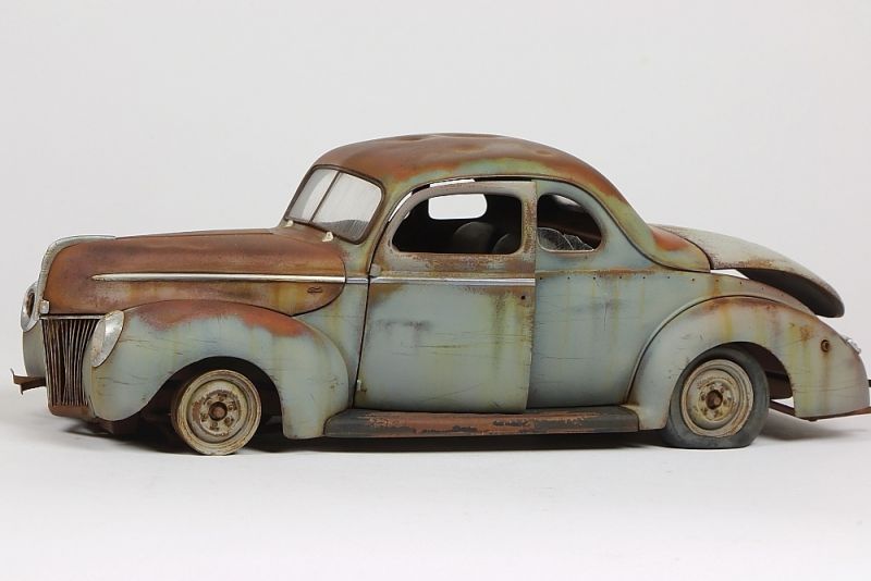 Rusty 1940 Ford Coupe