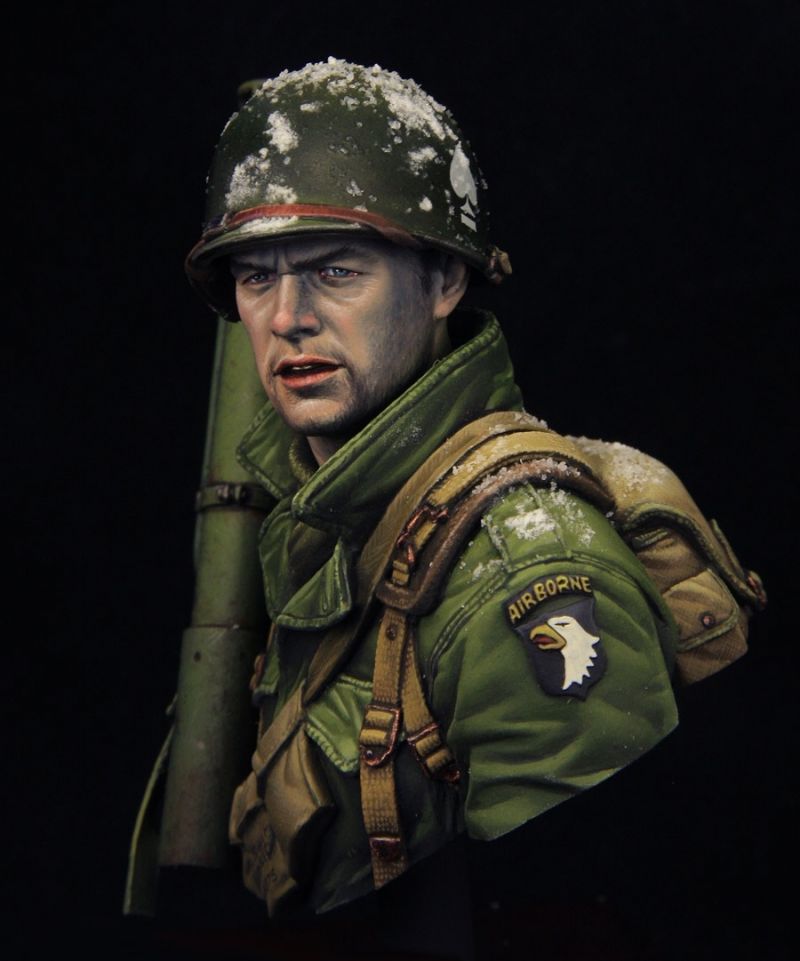 US paratrooper battle fof Bastogne. 1\10 scale boxart for Young miniatures.