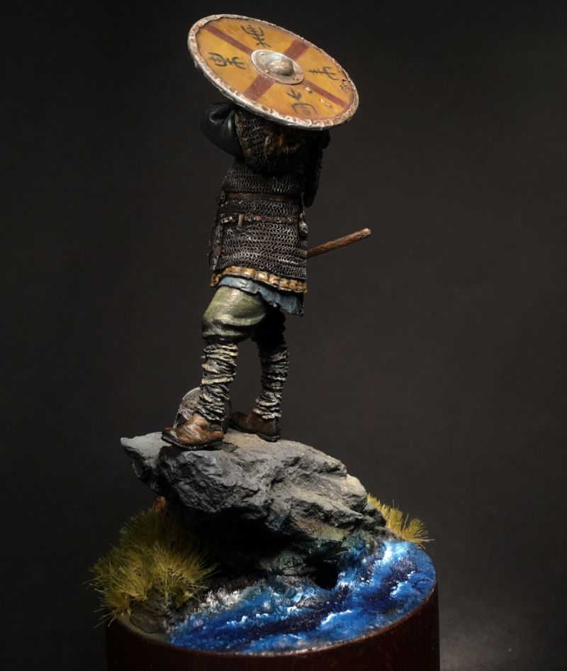Castle miniatures- 75mm / Rolf at the cliff