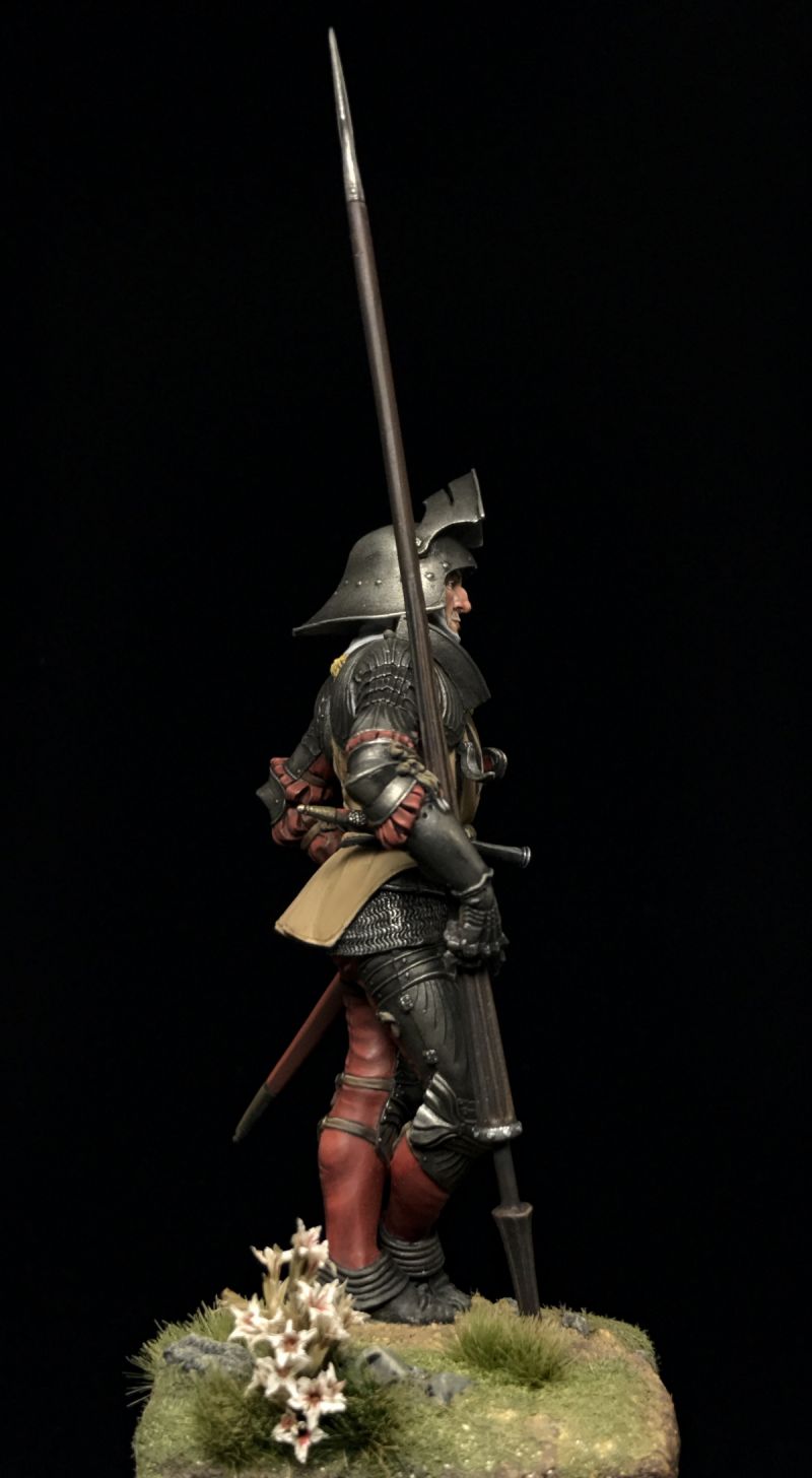 Gothic Knight in Fluted Armour
