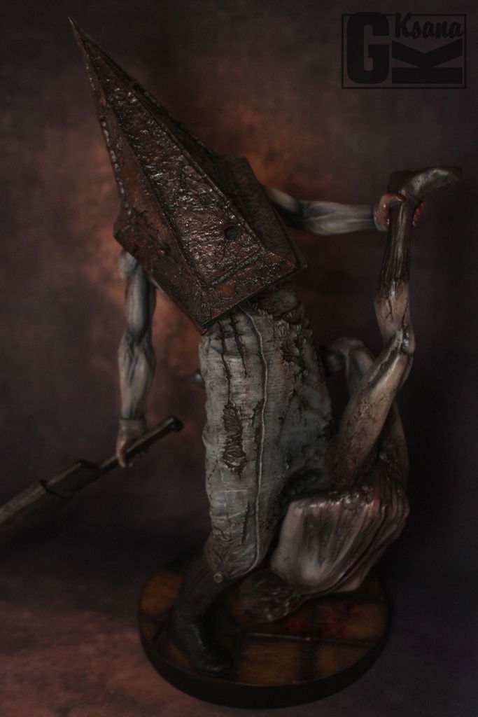 Pyramid head