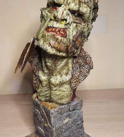 Bust Orc sculpter by Scibor M Miniature N°1