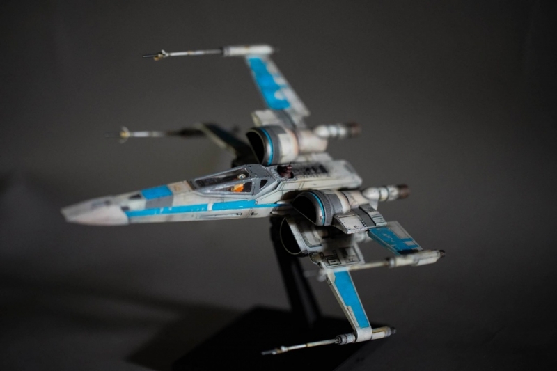 Blue Squadron Resistance T-70 X-Wing Fighter