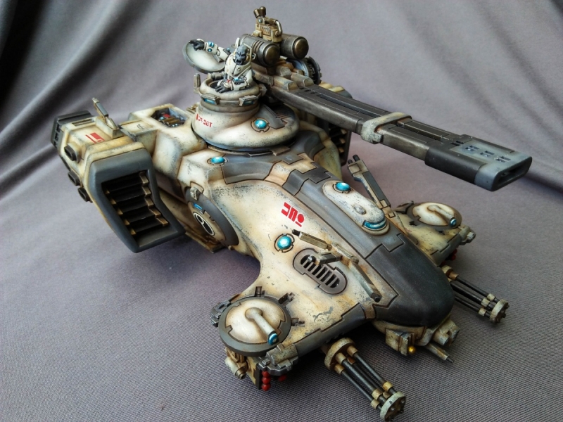 Tau Empire Commander Longstrike’s Personal Hammerhead Gunship