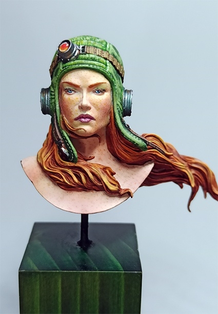 Road Girl bust