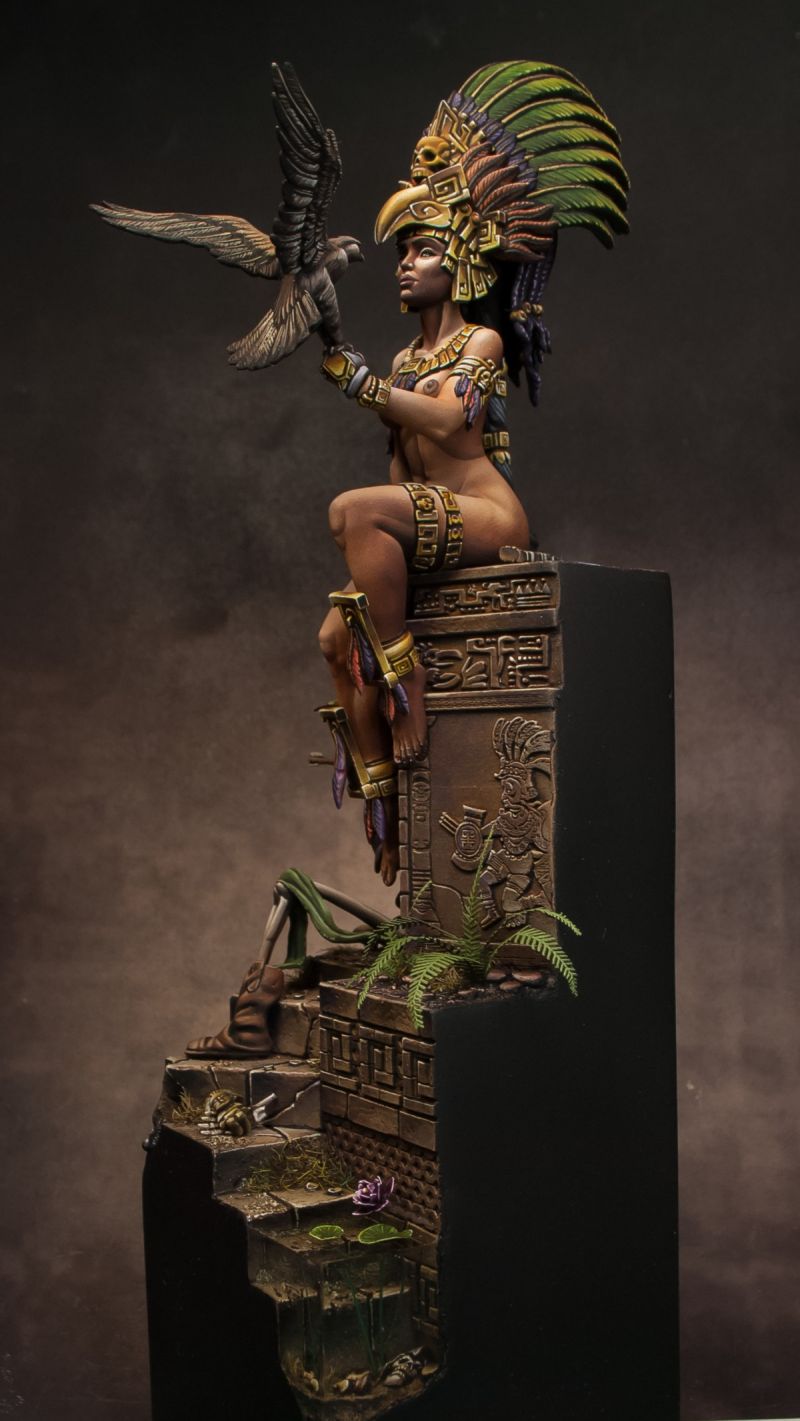 Aztec Priestess with Bird 75mm version