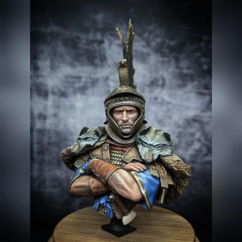 YOUNG MIN 1/10 - Roman Cavalry Officer 2