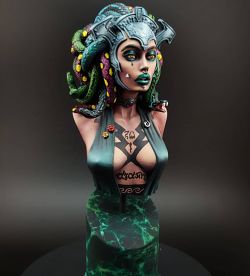 Metal Queen Medusa