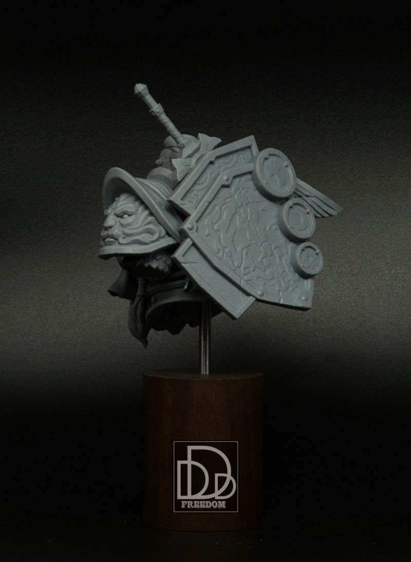Dwarf warrior bust