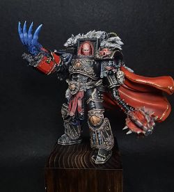 Horus primarch of the luna wolves