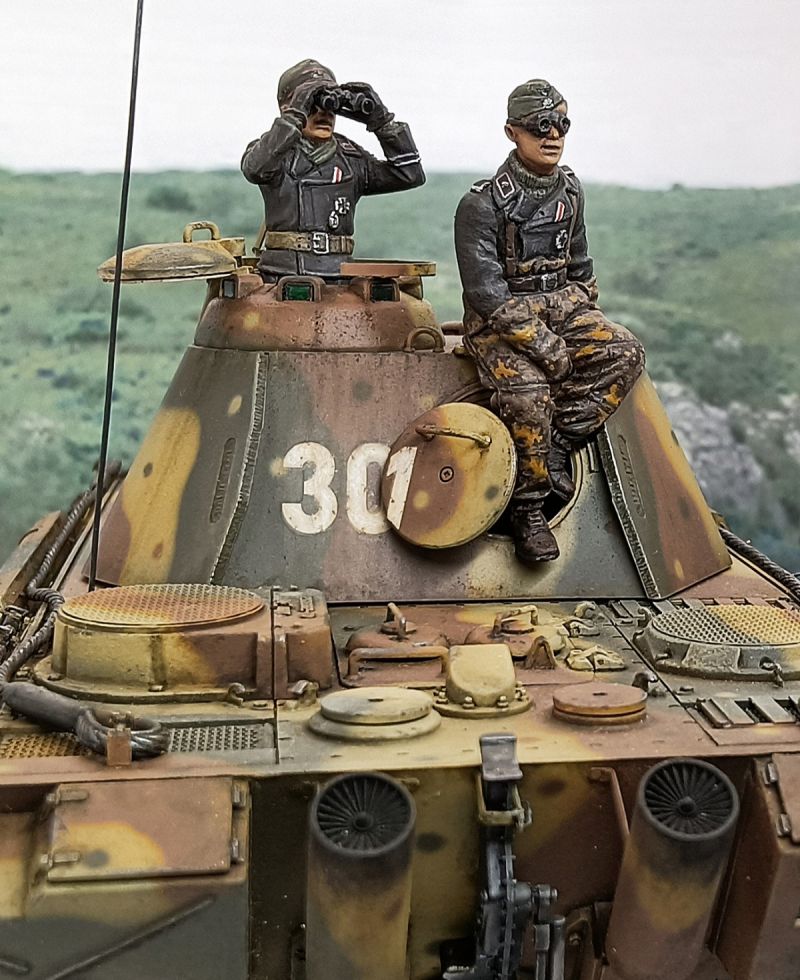 Panther Type G crew - Tamiya figures 1:35