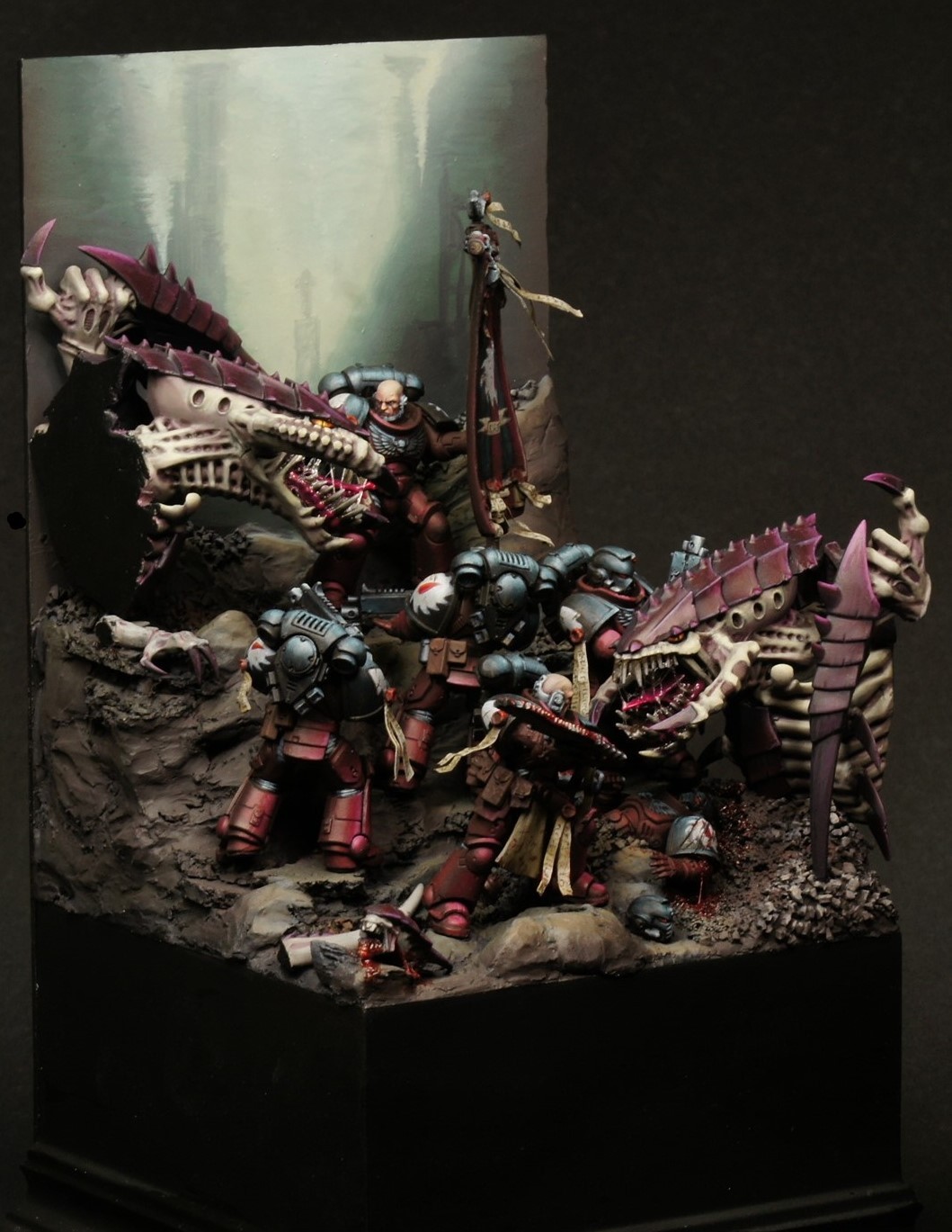 Flesh Tearers vs Tyranids by Jared Clifford "jc_painting101" · Putty&Paint