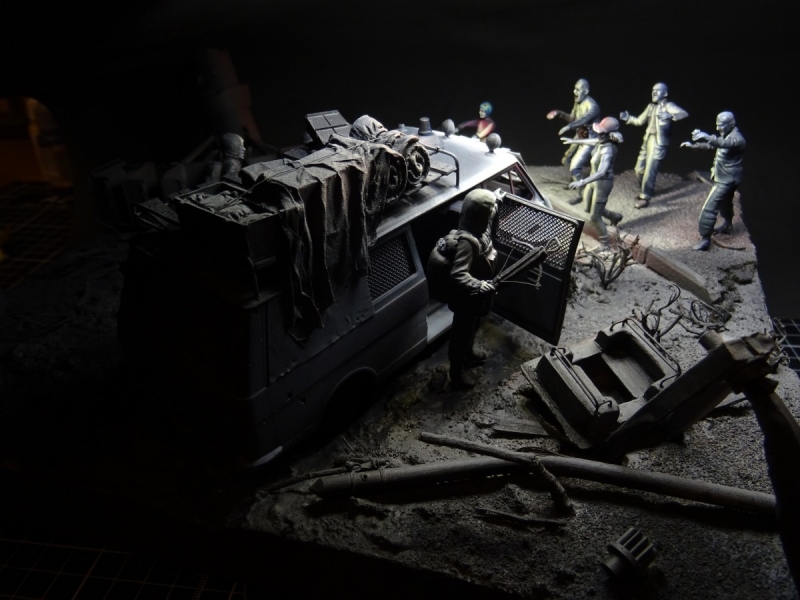 Zombie Diorama “Day-M. The Road”