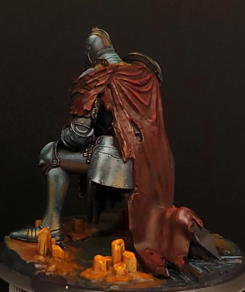 Fallen Knight Kneeling
