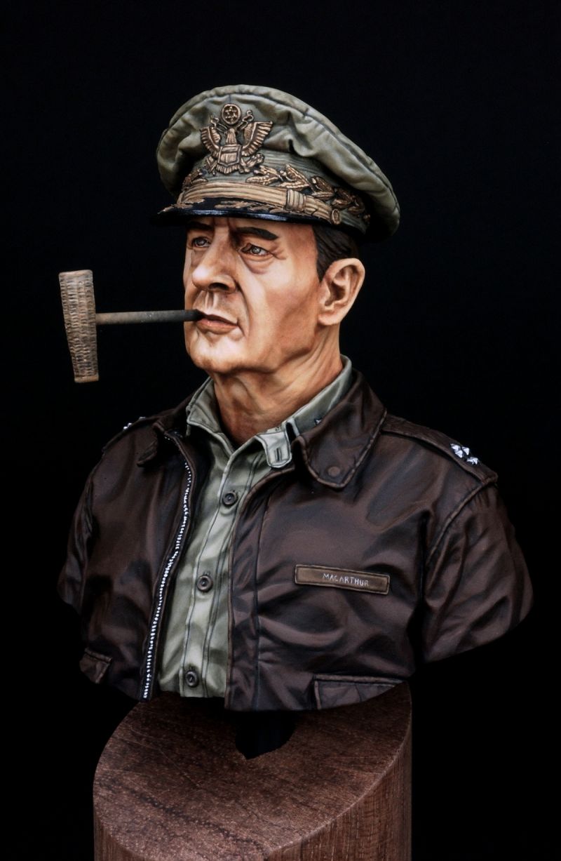 Gen. Douglas MacArthur, U.N. supreme commander (Life Miniatures 1/10 Bust)