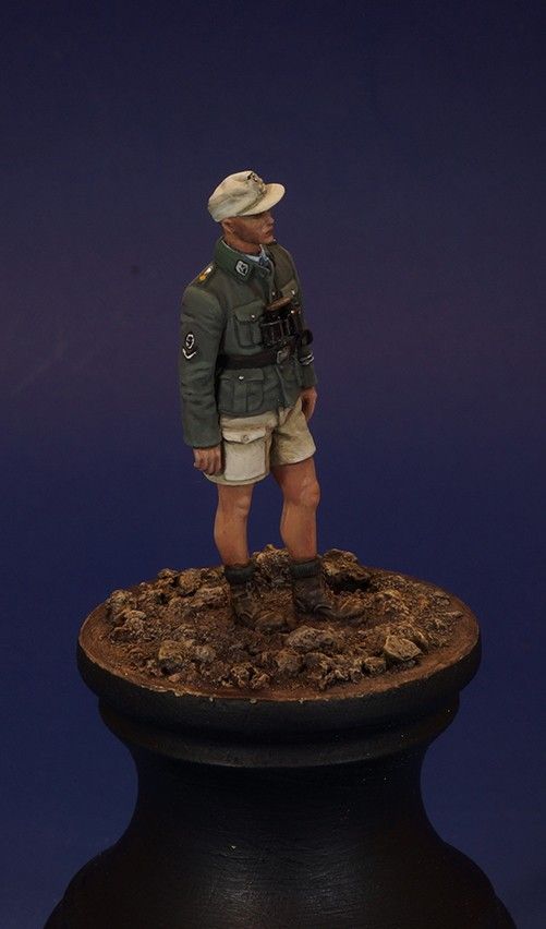 Obersturmführer (1945) WWII Andrea Miniatures (S5-F35)- Pro Built & Painted 54mm