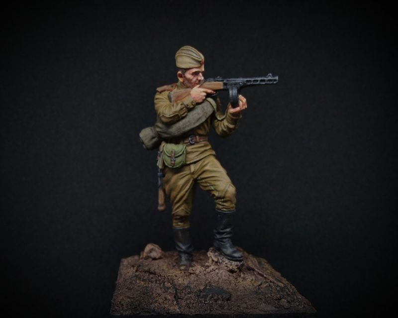 “Автоматчик пехоты Красной Армии, 1943-45 гг.”