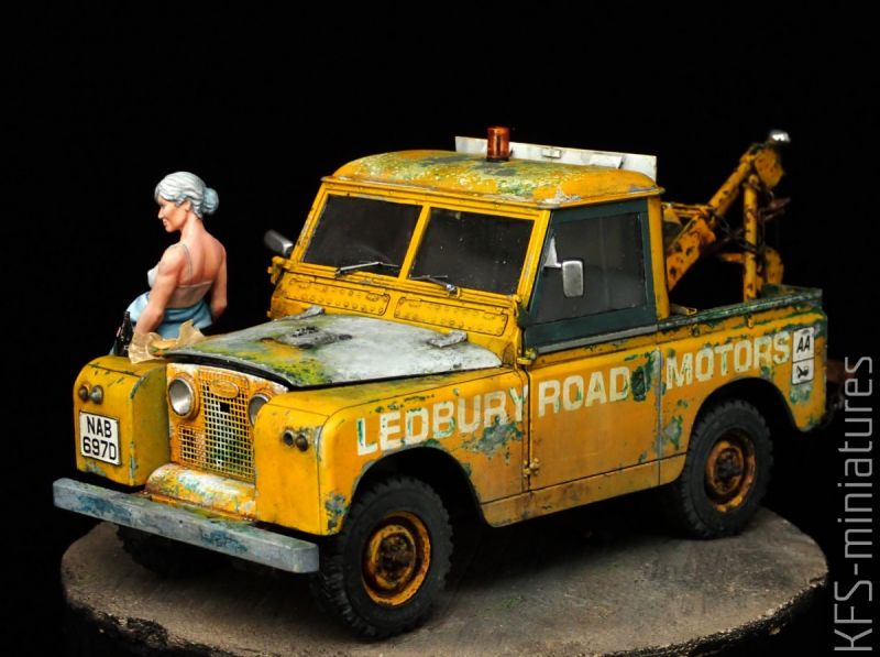 1/35 Land Rover Tow Truck