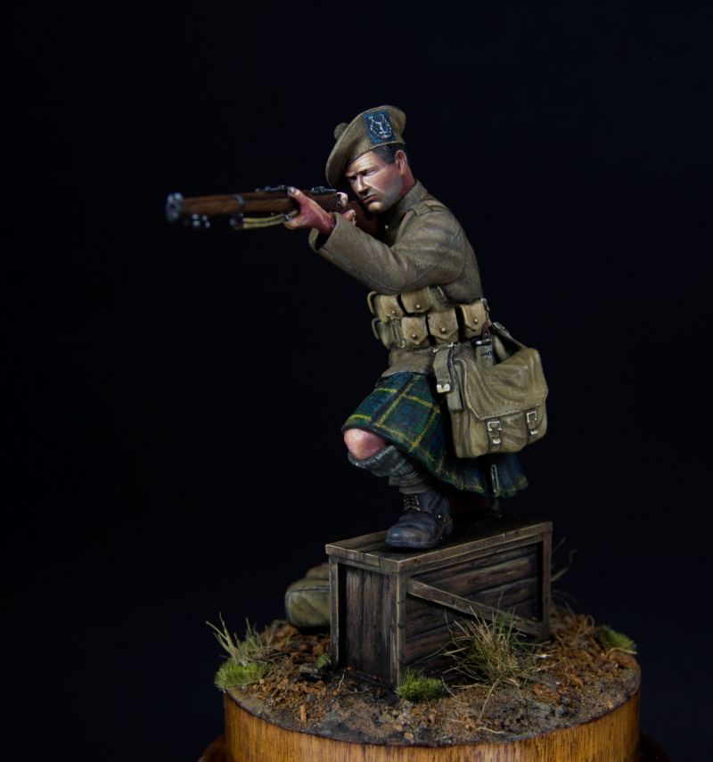 The Scotsman, The Gordon Highlanders, 92nd Regiment.  The First World War.