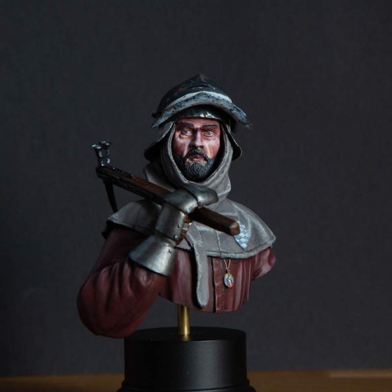 Medieval Infantryman with warhammer
