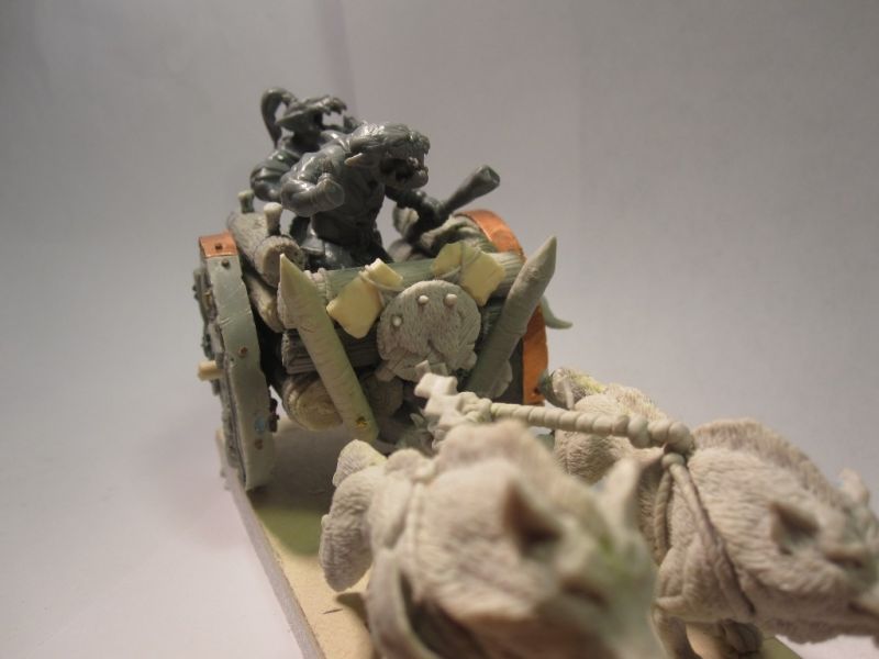 Savage Orcs Charriot with Grat Wolf (Shieldwolf miniature)
