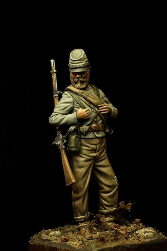 Private, North Carolina 11th Infantry Regiment CSA - 1862