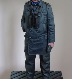 50 shades of Grey! Alpine Miniatures 1/16th scale U-Boat Captain.
