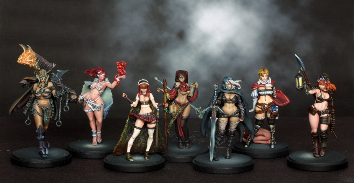 7 of the 8 models from the Pinups of Death box set. 