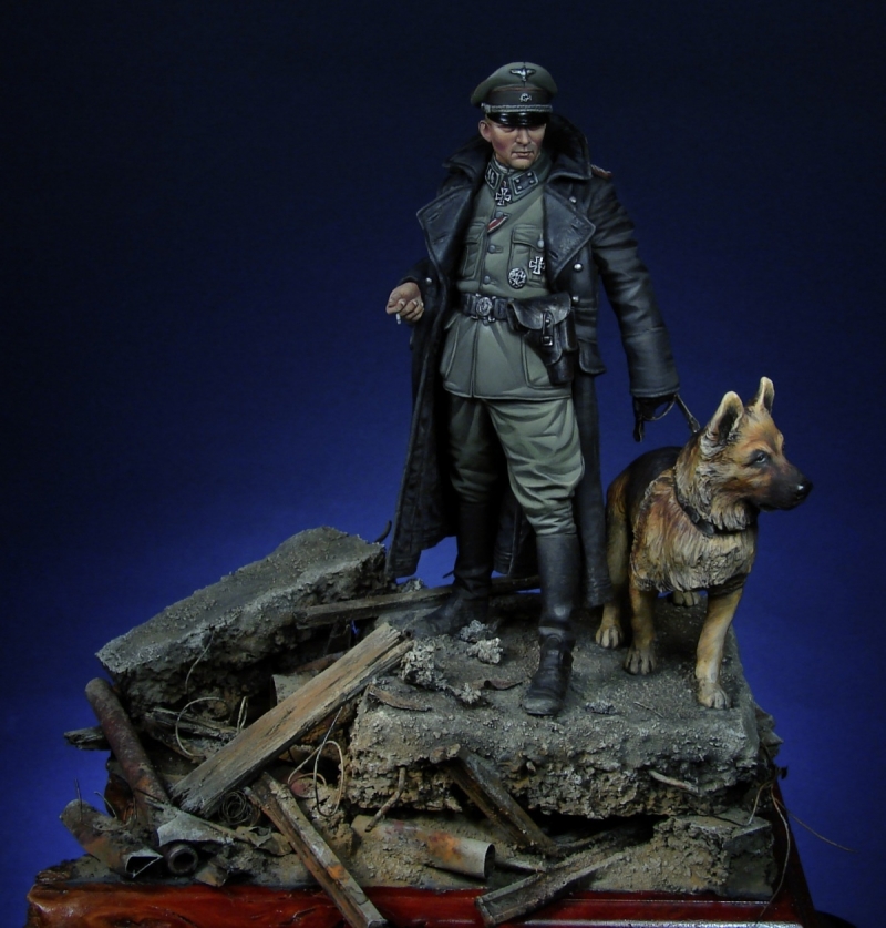 SS Officer with dog