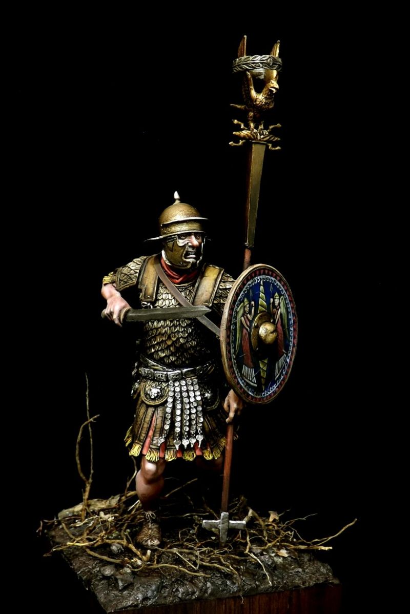 Roman Aquilifer 60 B.C.